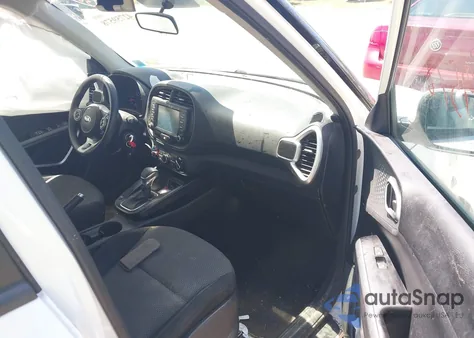 2020 Kia Soul Lx z USA, uszkodzony, nr VIN KNDJ23AU4L7047514